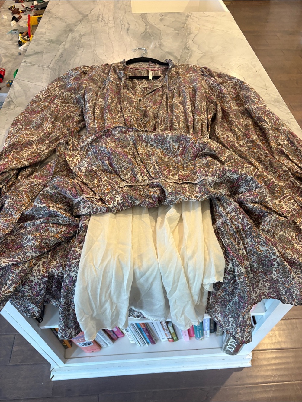 Anthropologie Paisley Tie-Waist Long Sleeve Dress in Grey and Cream - Picture 5 of 5